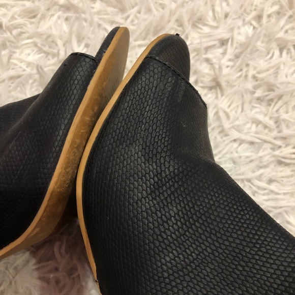 Steve‎ Madden notedd Faux Leather Peep Toe Block heel Bootie black size 9 - Picture 7 of 12